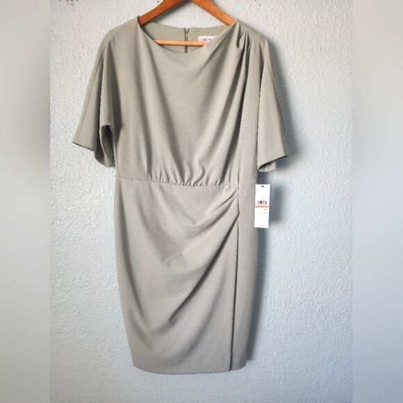 Calvin Klein Moss Light Green Midi Dress with Timeless Elegance New With Tags - Picture 1 of 12